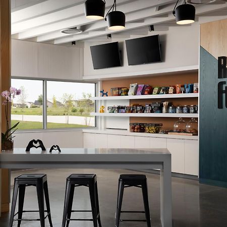 Aloft Waukee Exterior foto