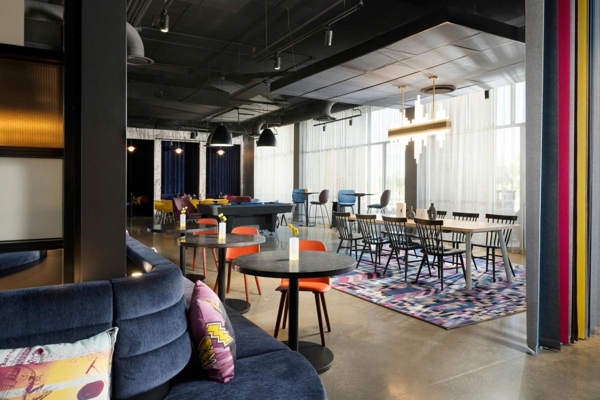 Aloft Waukee Exterior foto